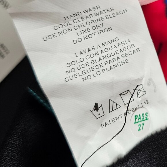 Aqua Green 18 W NWT Tankini Swimsuit Black Blue Red Floral Print - Picture 6 of 6